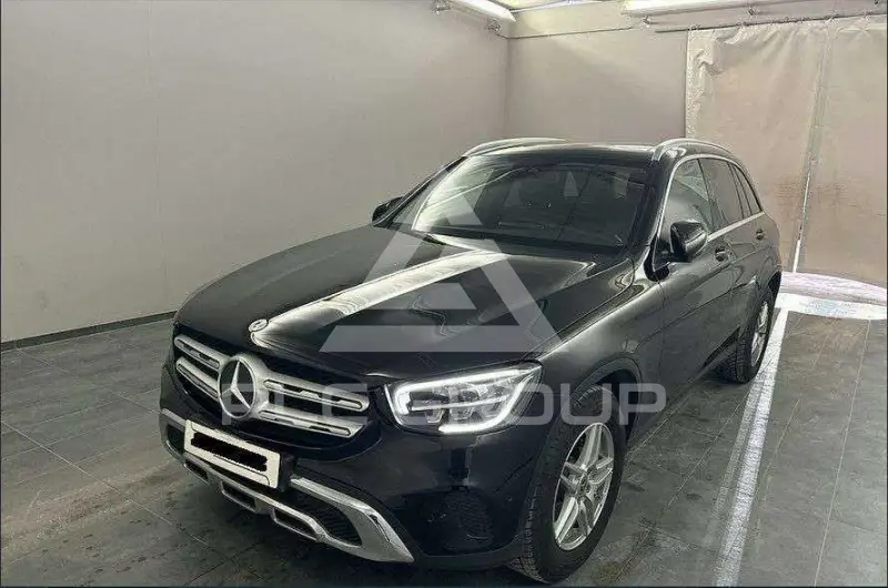2022 Mercedes Benz GLC 220