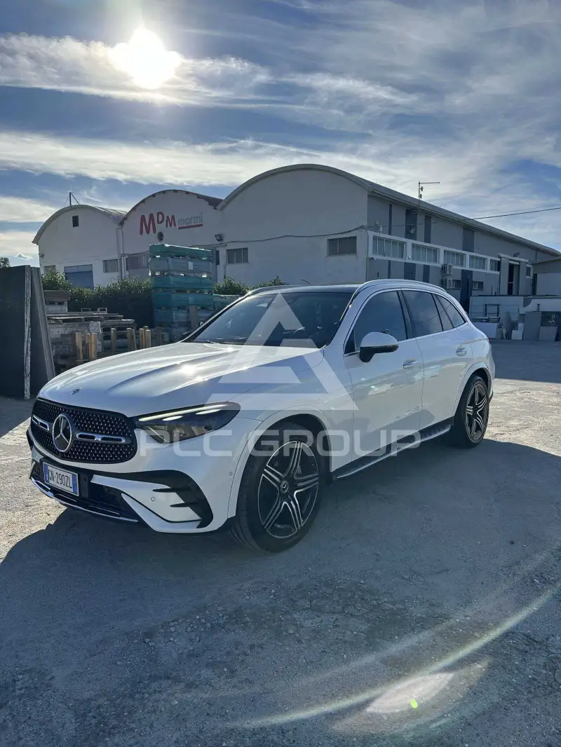 2022 Mercedes Benz GLC 220