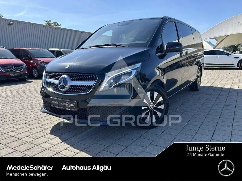 2022 Mercedes Benz V 300