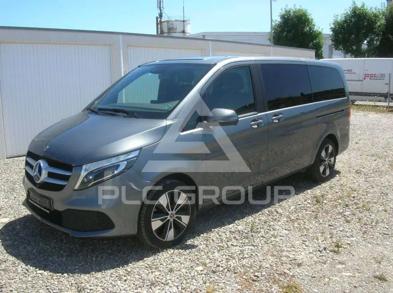 2022 Mercedes Benz V 300