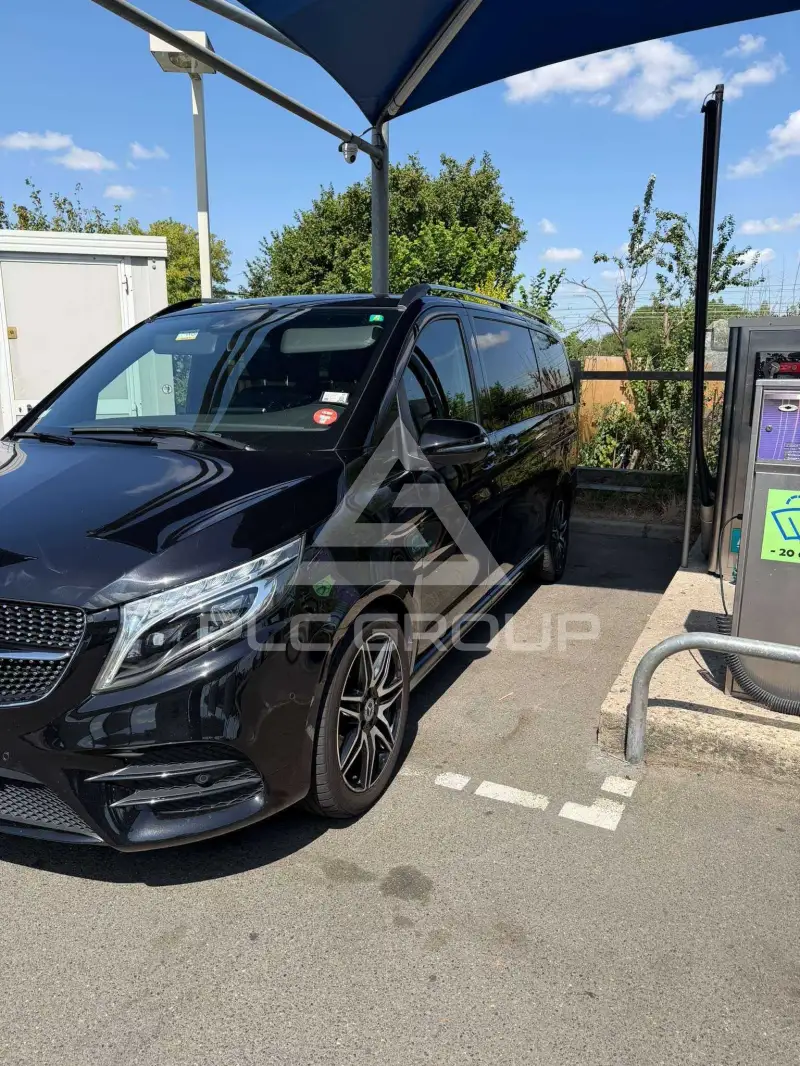 2022 Mercedes Benz V 300