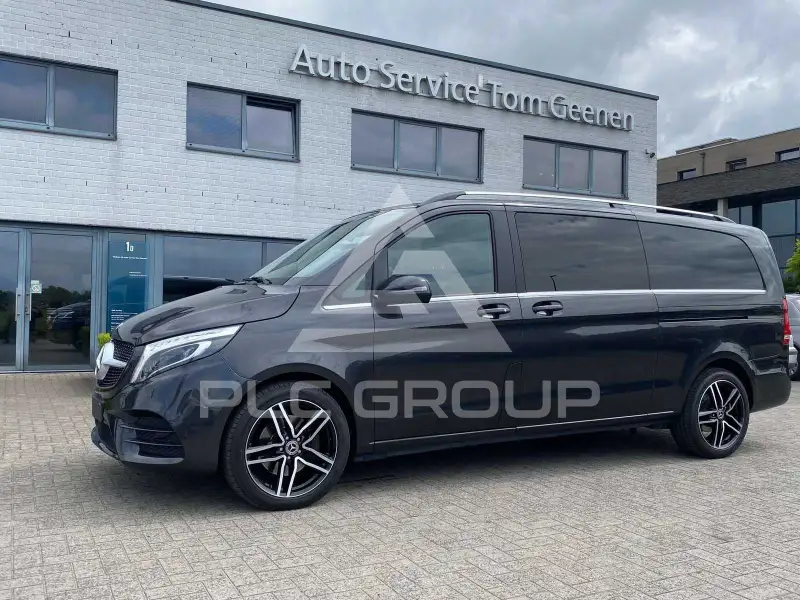 2022 Mercedes Benz V 300