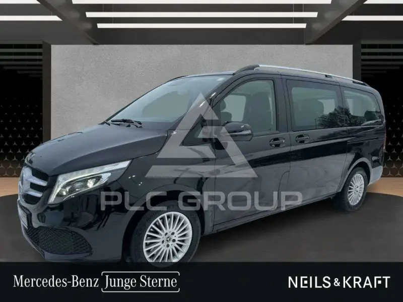 2022 Mercedes Benz V 300