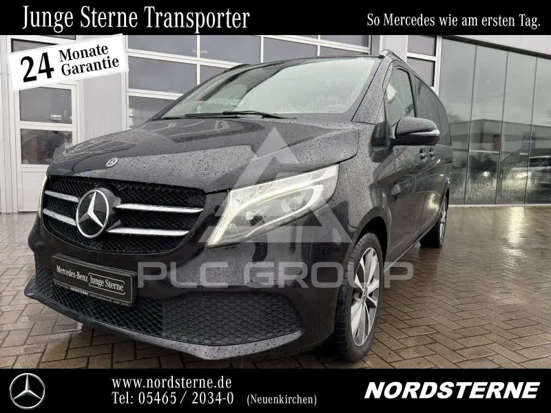 2022 Mercedes Benz V 300