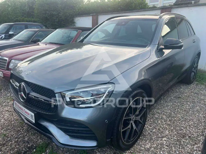 2022 Mercedes Benz GLC 400
