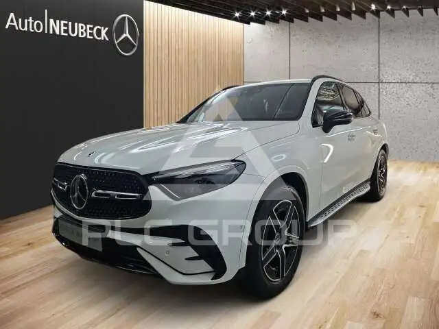 2022 Mercedes Benz GLC 400