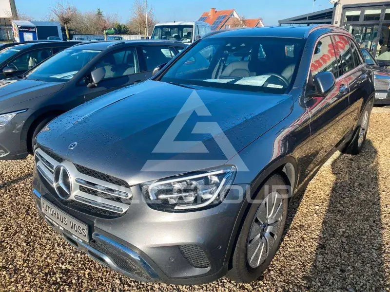 2022 Mercedes Benz GLC 400