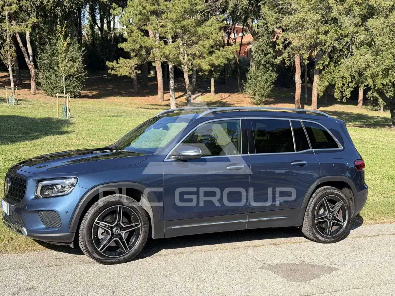 2022 Mercedes Benz GLB 220