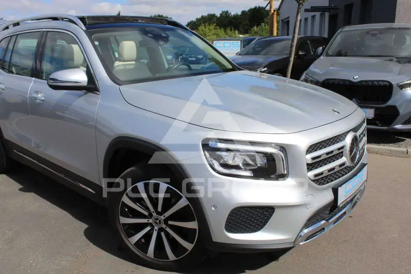 2022 Mercedes Benz GLB 220
