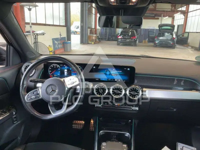 2022 Mercedes Benz GLB 220