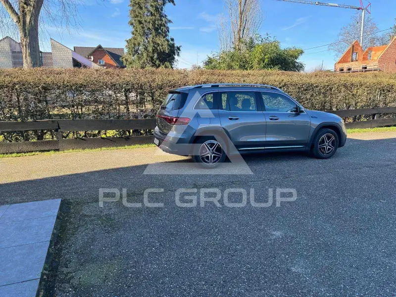 2022 Mercedes Benz EQB