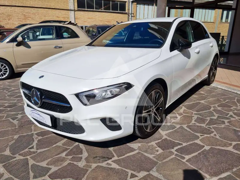2022 Mercedes Benz A 220