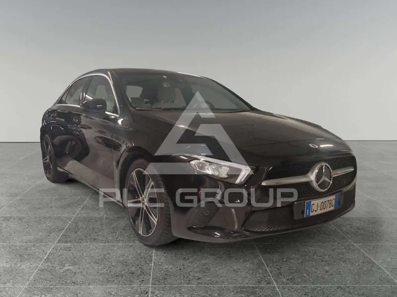 2022 Mercedes Benz A 220