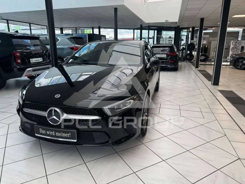 2022 Mercedes Benz A 220