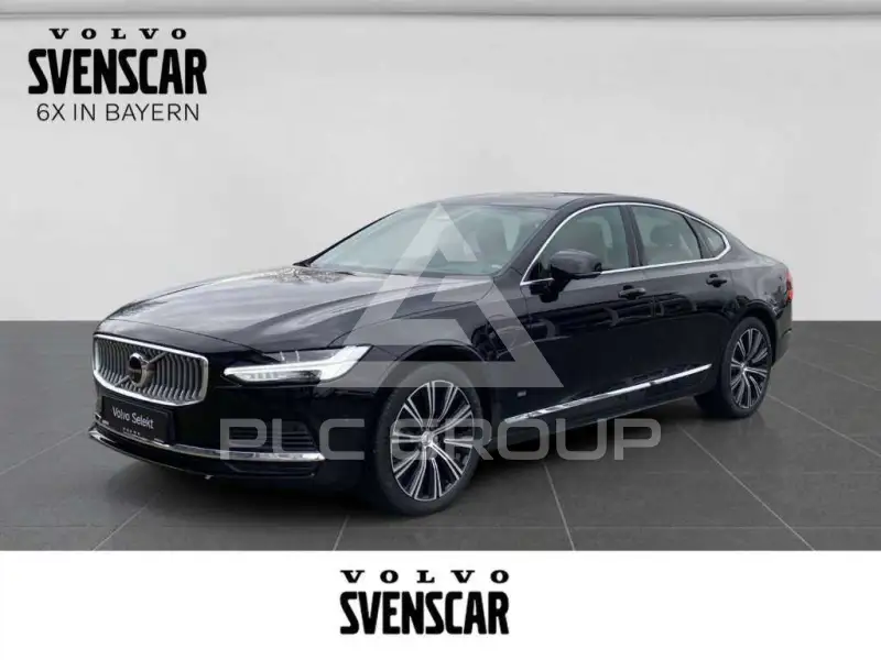 2022 Volvo S90