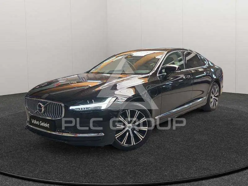 2022 Volvo S90
