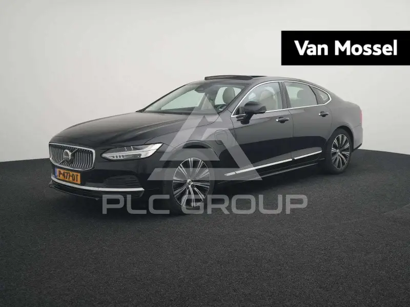 2022 Volvo S90