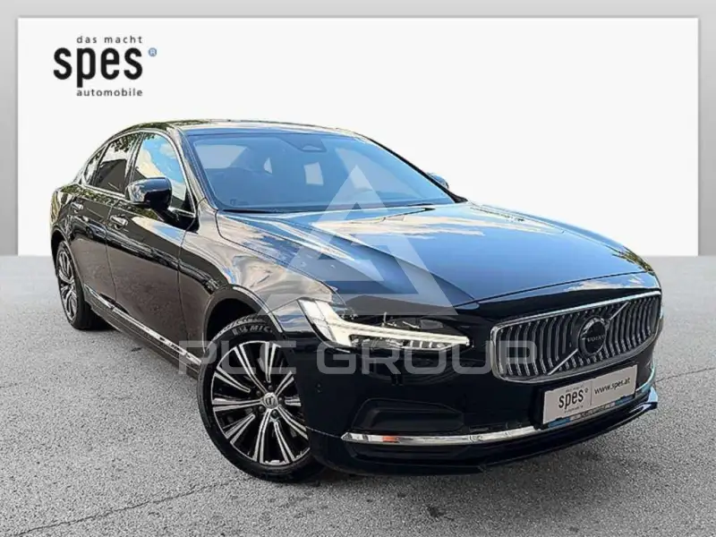 2022 Volvo S90