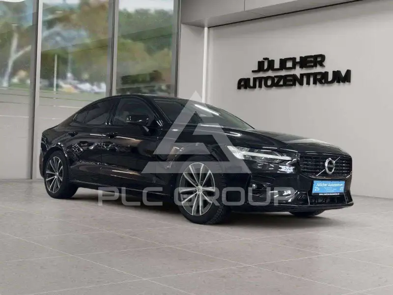2022 Volvo S60