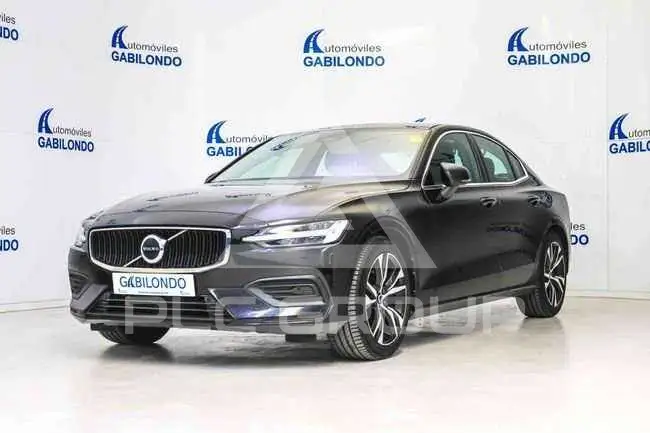 2022 Volvo S60