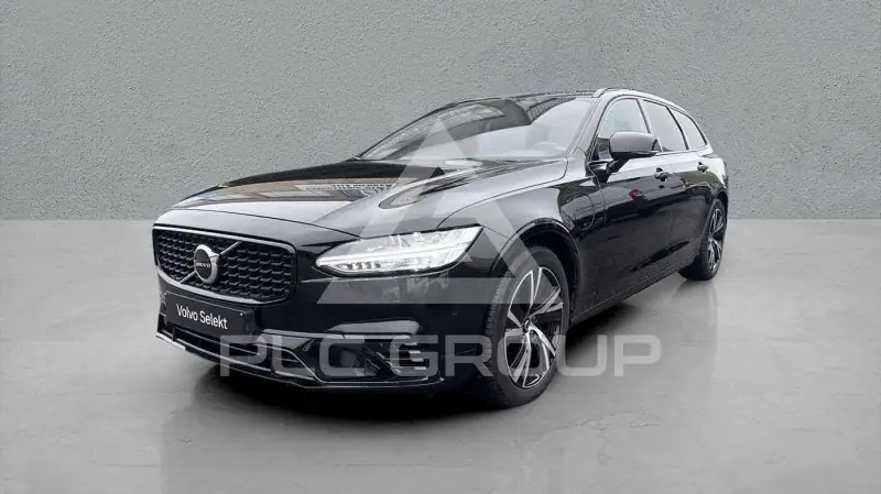2022 Volvo V90