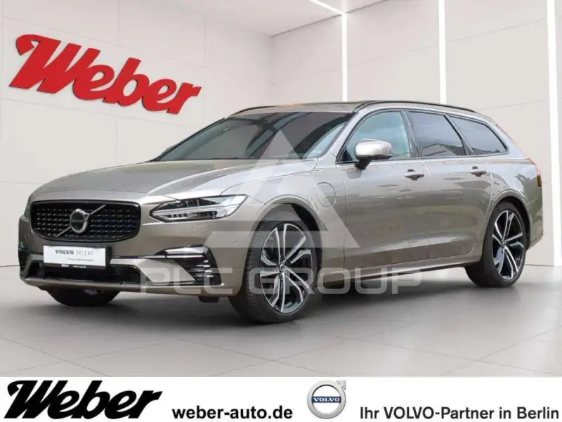 2022 Volvo V90