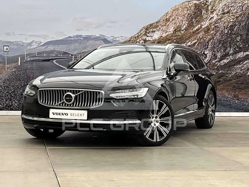 2022 Volvo V90