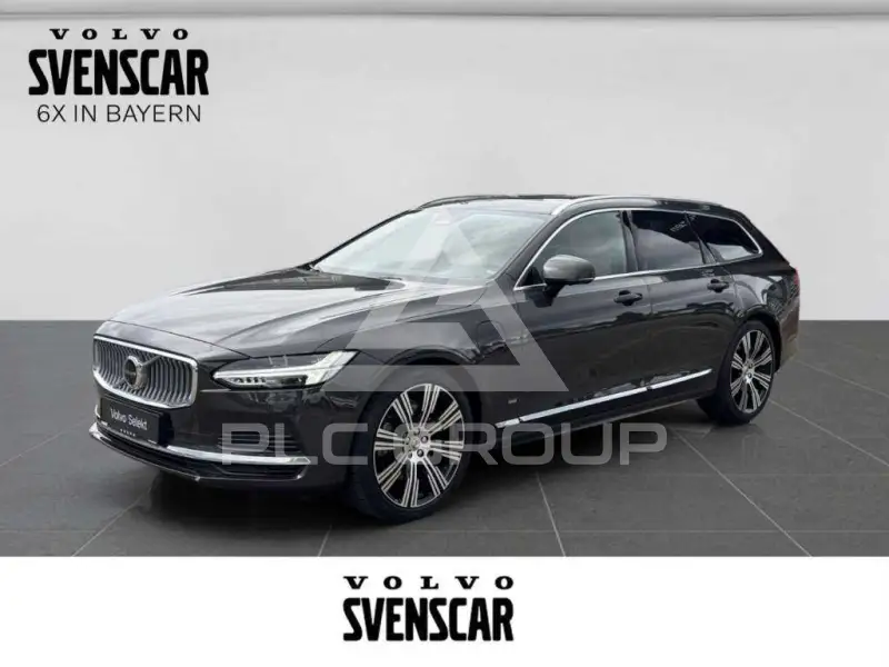 2022 Volvo V90