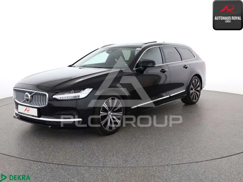2022 Volvo V90