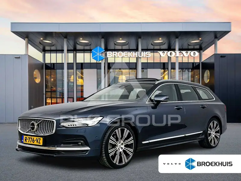 2022 Volvo V90