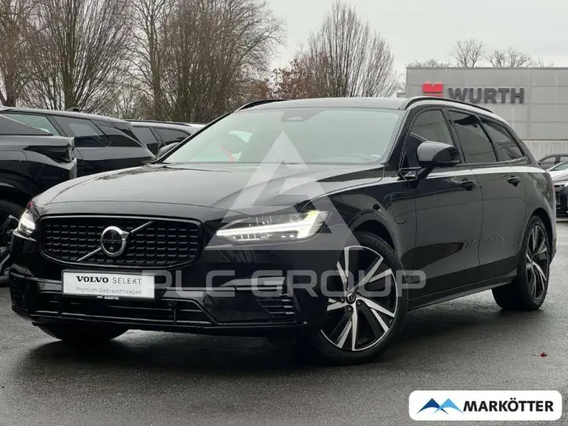 2022 Volvo V90