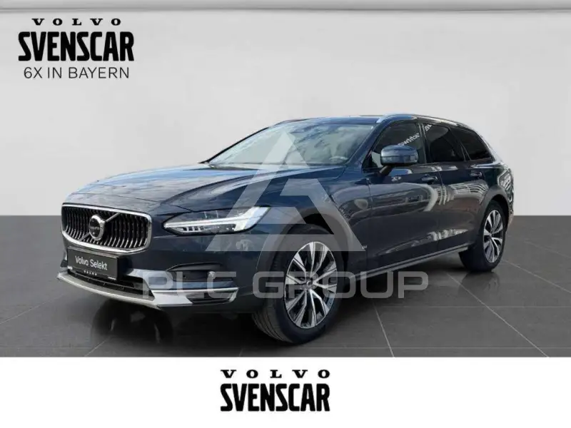 2022 Volvo V90