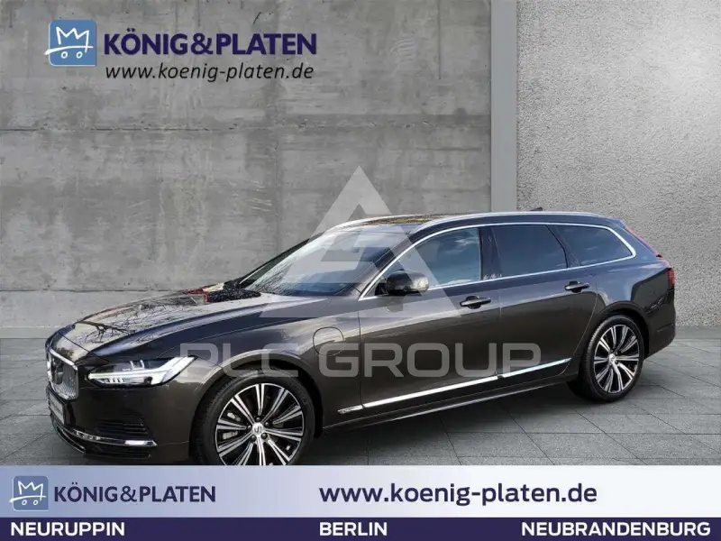 2022 Volvo V90