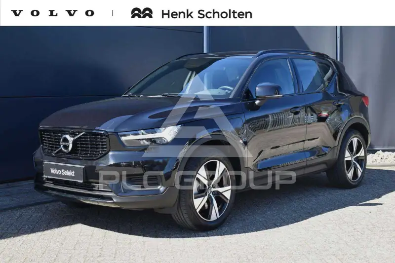 2022 Volvo XC40