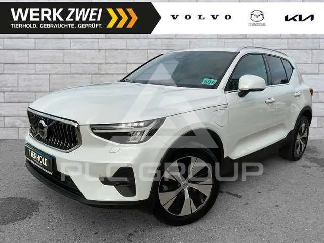 2022 Volvo XC40