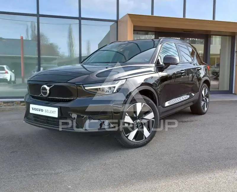 2022 Volvo XC40