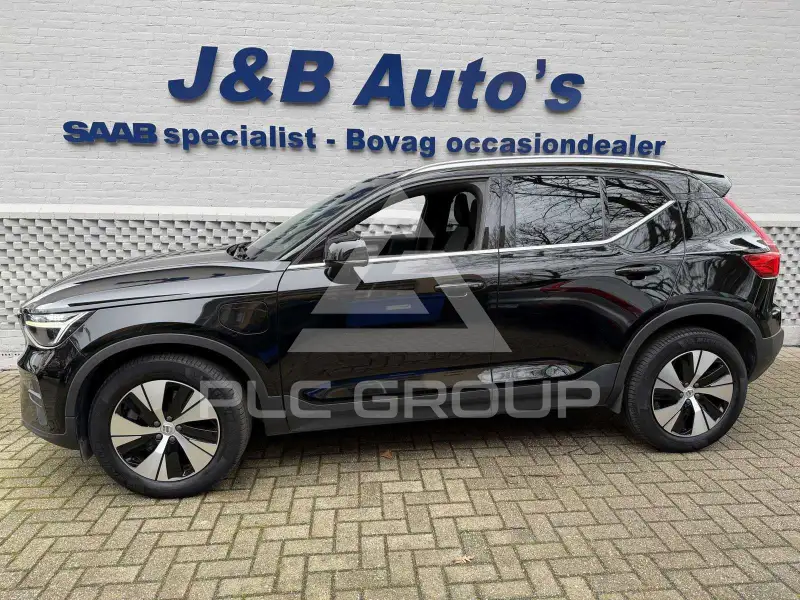2022 Volvo XC40