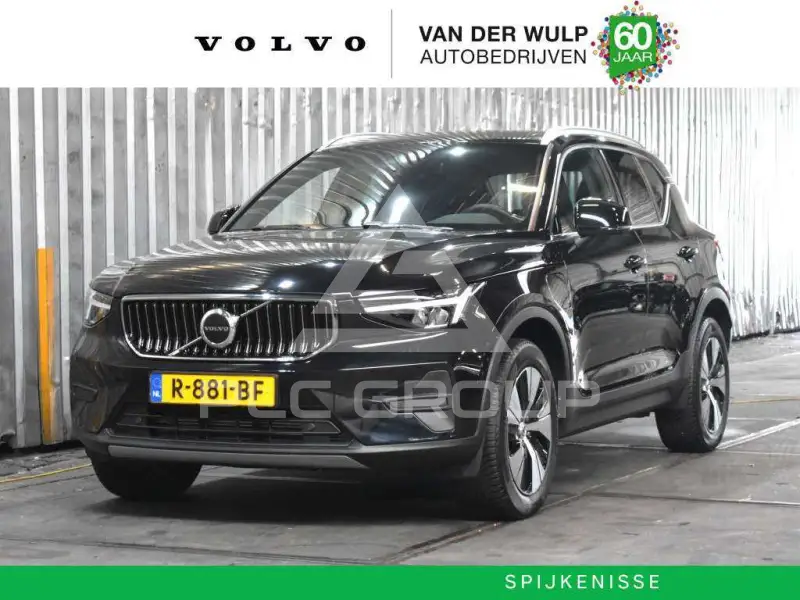 2022 Volvo XC40