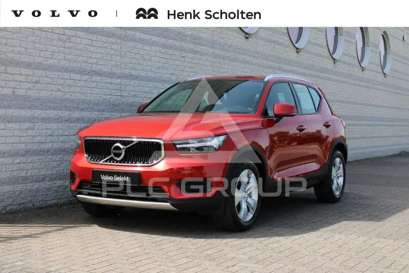 2022 Volvo XC40