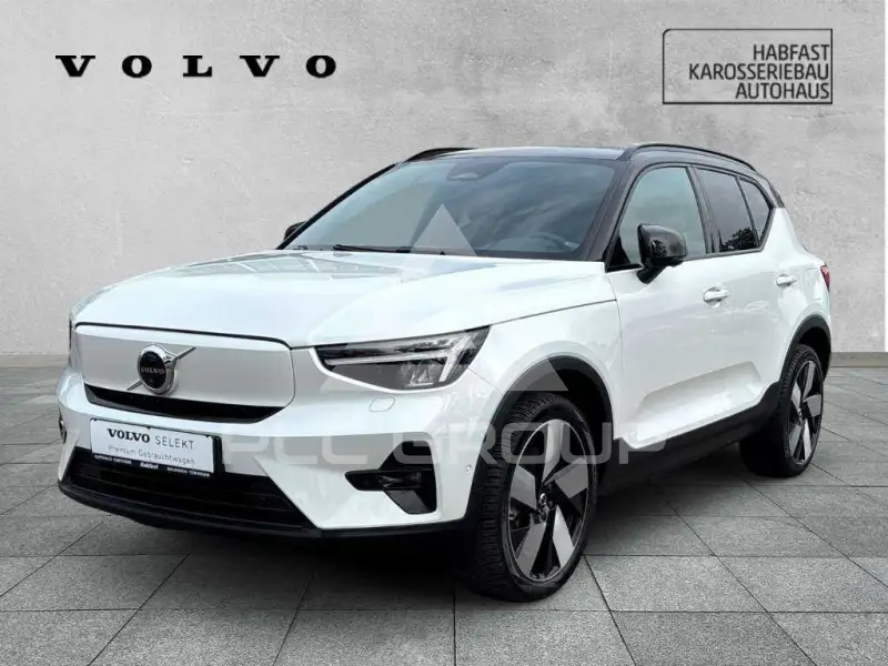 2022 Volvo XC40