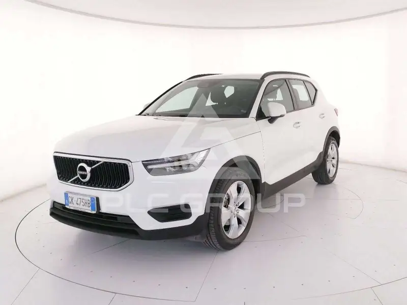 2022 Volvo XC40