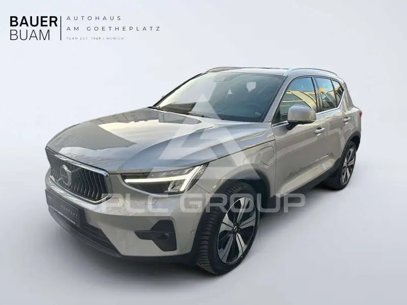 2022 Volvo XC40
