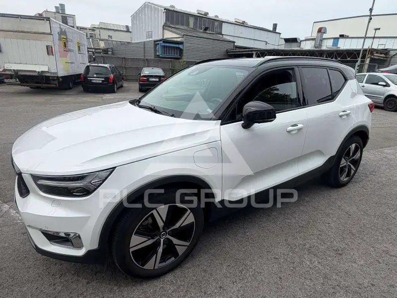 2022 Volvo XC40
