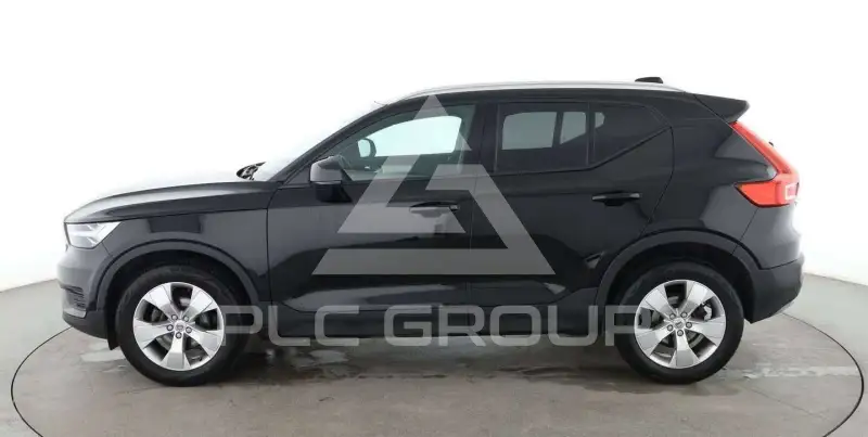 2022 Volvo XC40