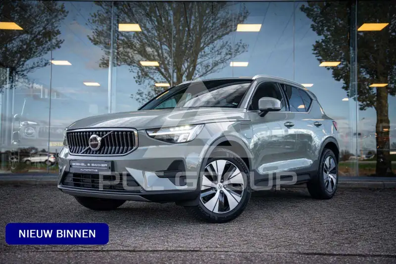 2022 Volvo XC40