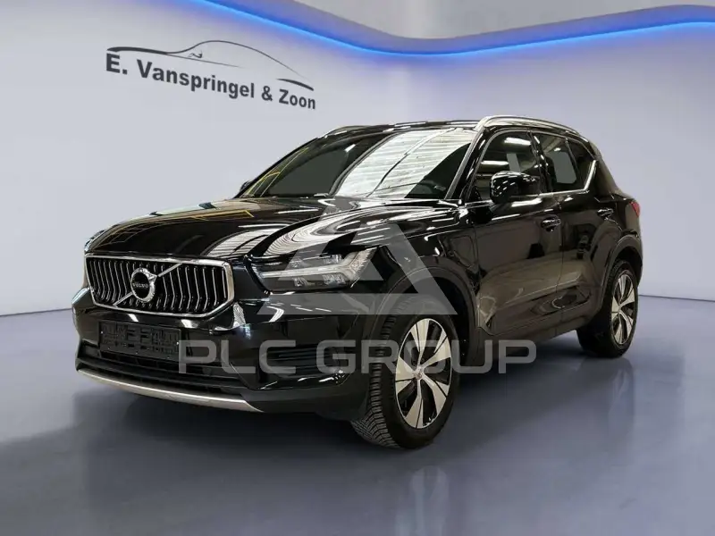 2022 Volvo XC40
