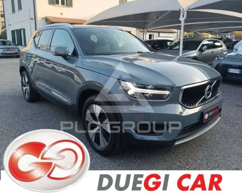 2022 Volvo XC40