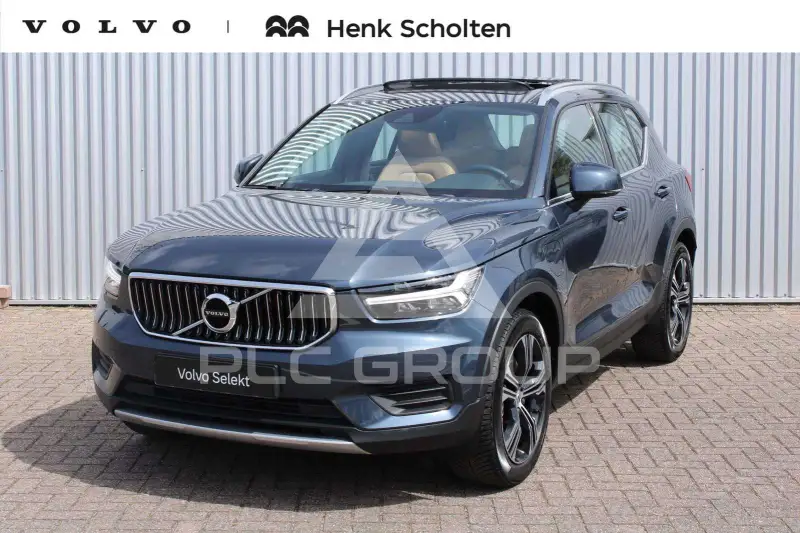 2022 Volvo XC40