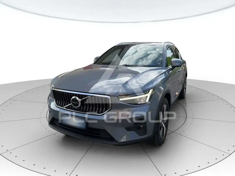 2022 Volvo XC40