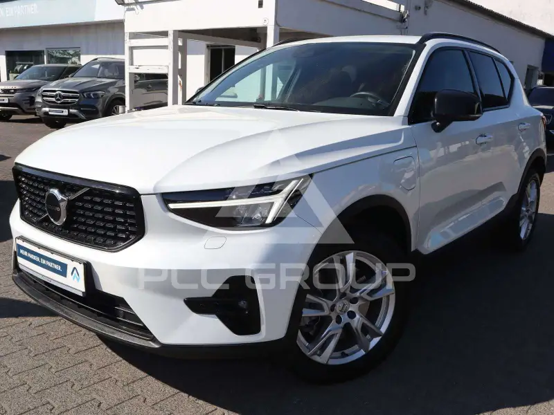 2022 Volvo XC40